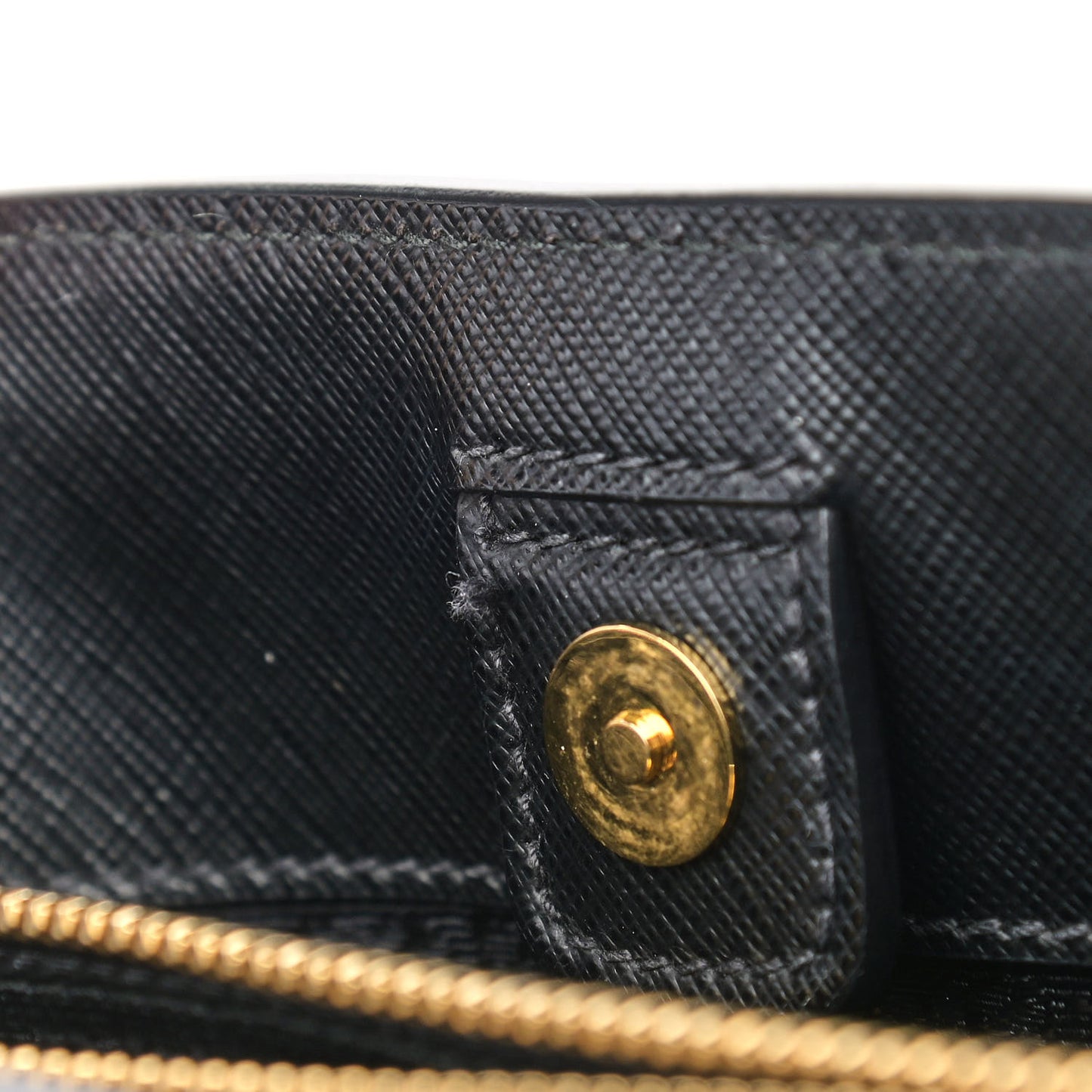 Saffiano Lux Medium Tote Black