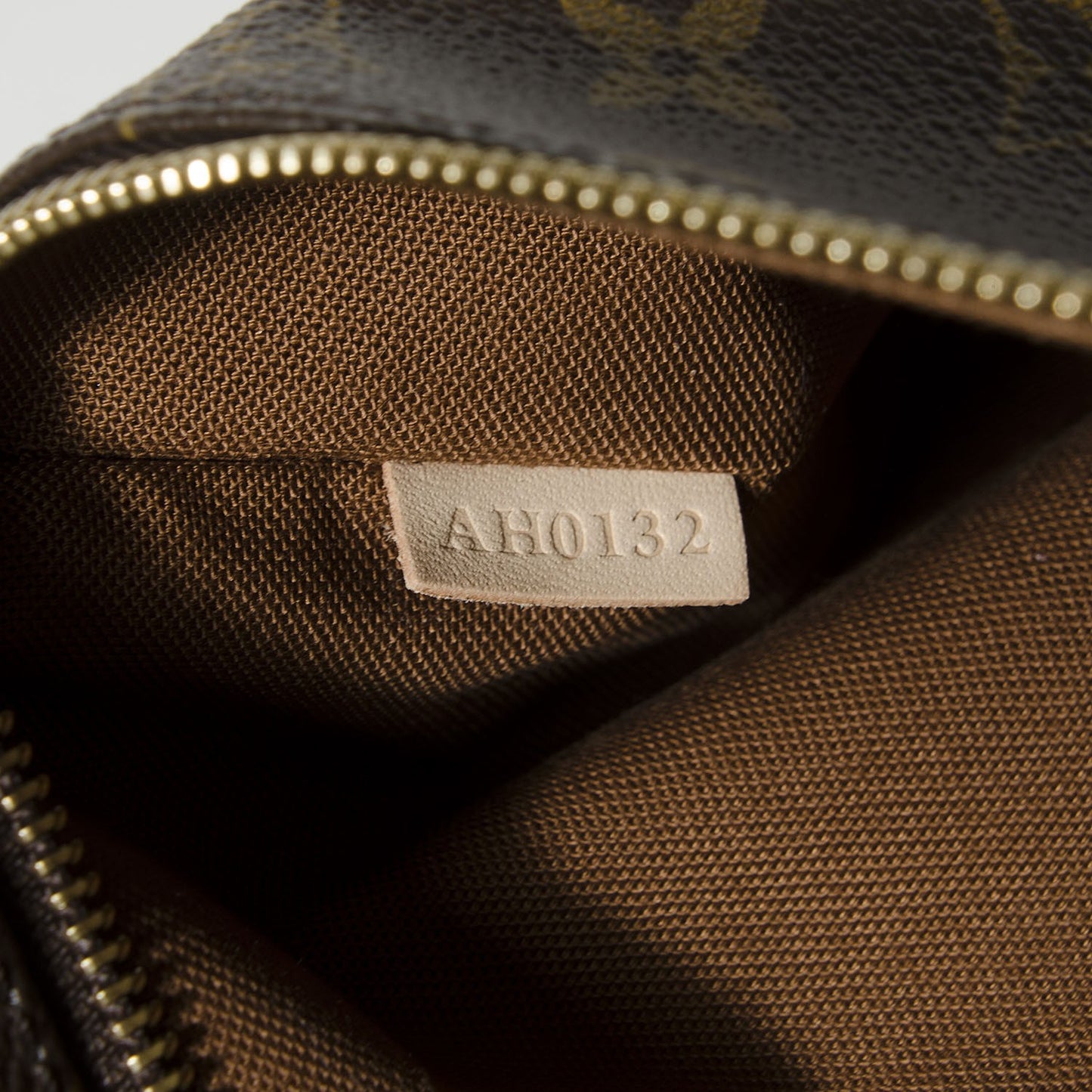 Monogram Pochette Valmy