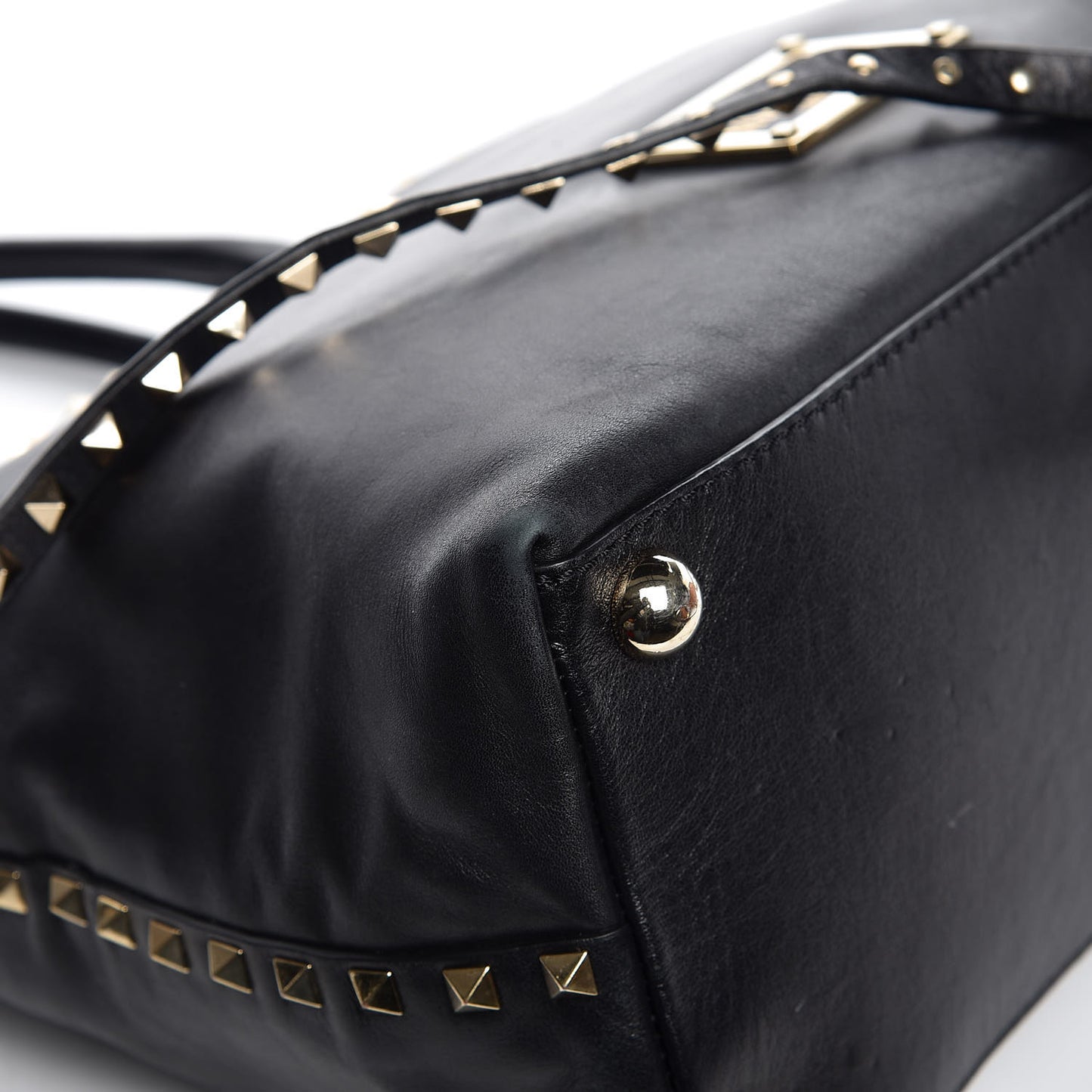 Vitello Rockstud Dome Satchel Black