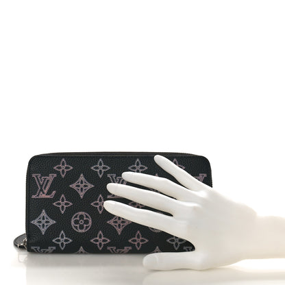 Louis Vuitton Mahina Flight Mode Zippy NM Wallet Black 2 of 9