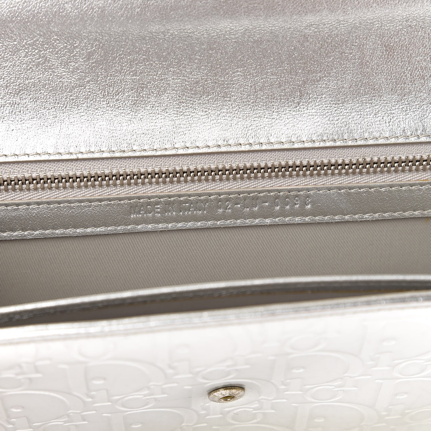 Christian Dior Metallic Patent Ultimate Wristlet Argent 6 of 11
