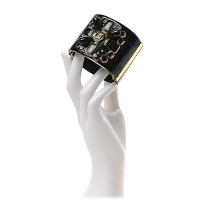 Chanel Resin Glitter Gripoix CC Wide Cuff Black 2 of 4