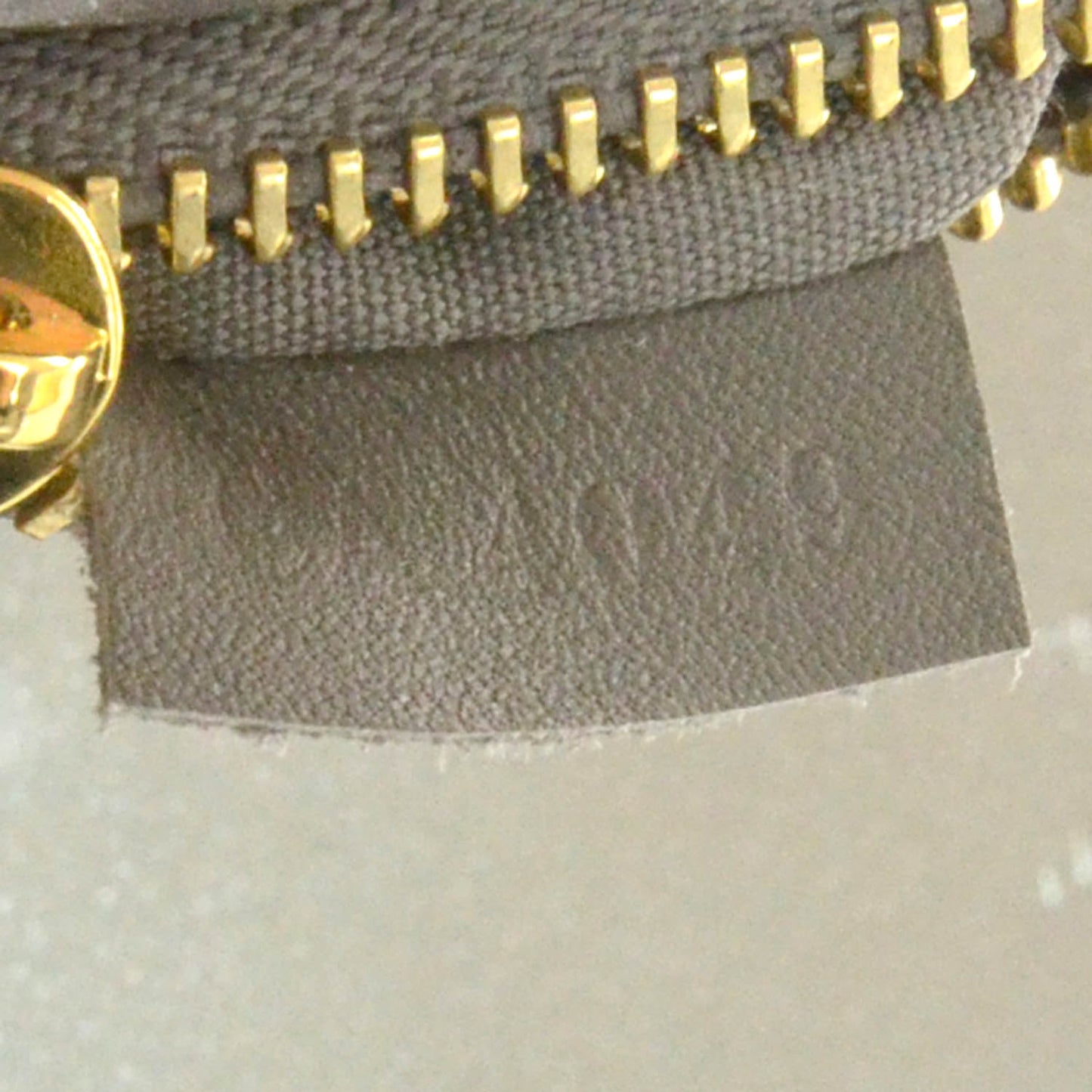 Patent Sobe Clutch Gris