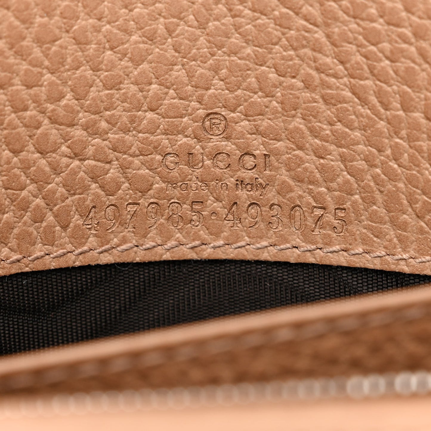 Dollar Calfskin Enamel Monochrome Mini GG Marmont Chain Wallet Camelia