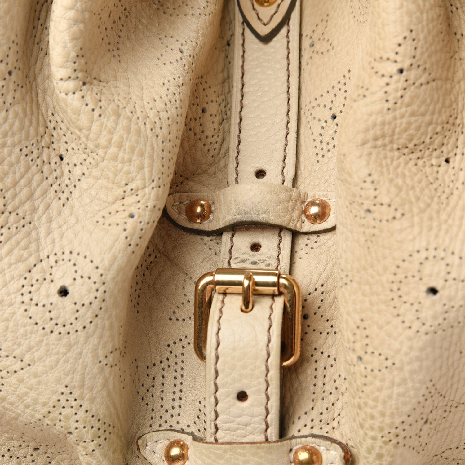 Louis Vuitton Mahina XL Opal 12 of 17
