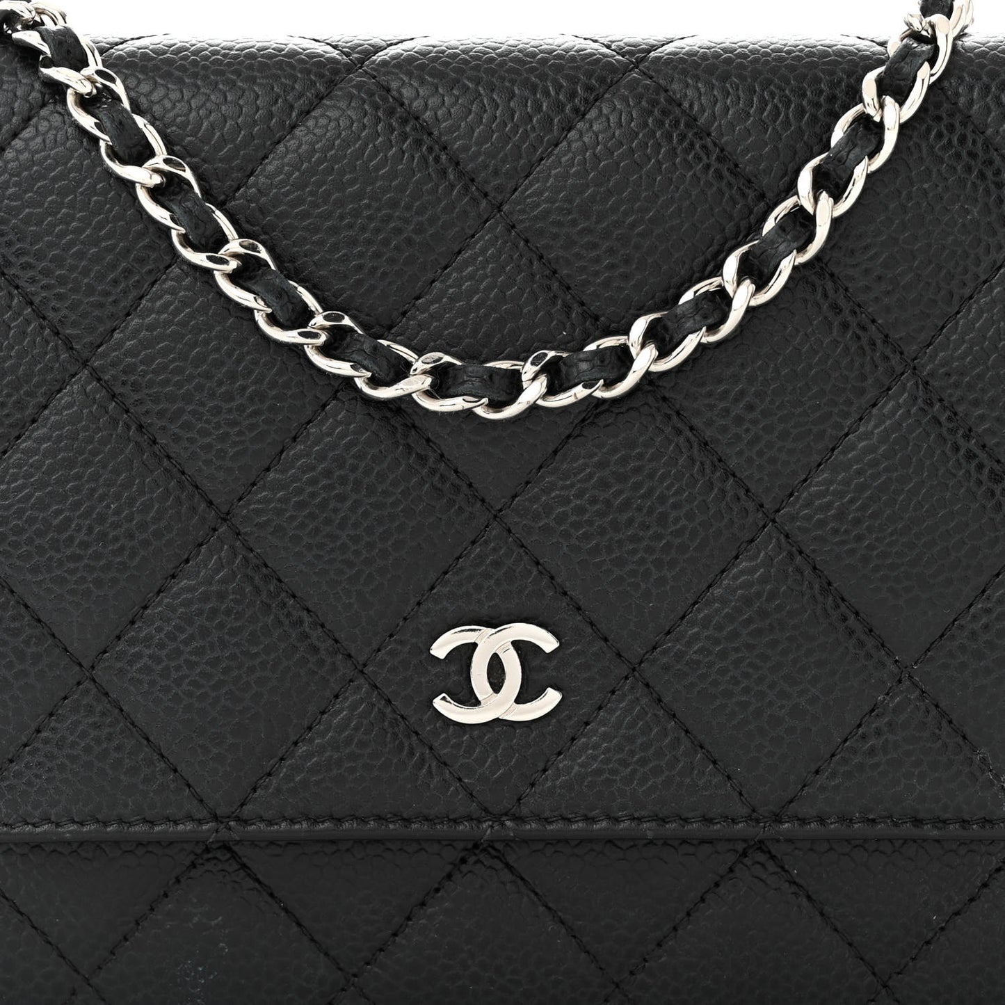 Caviar Quilted Wallet on Chain WOC Black