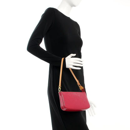 Louis Vuitton Vernis Pochette Accessories NM Rose Indien 2 of 8