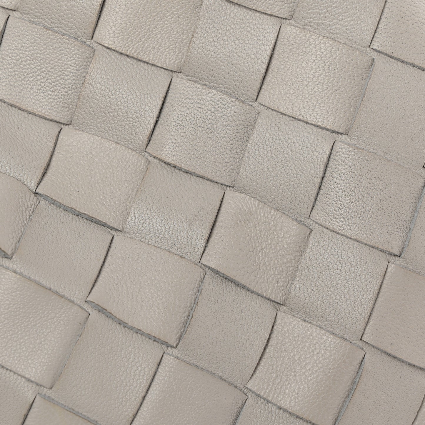 Nappa Maxi Intreccio The Pouch Oversized Clutch Plaster