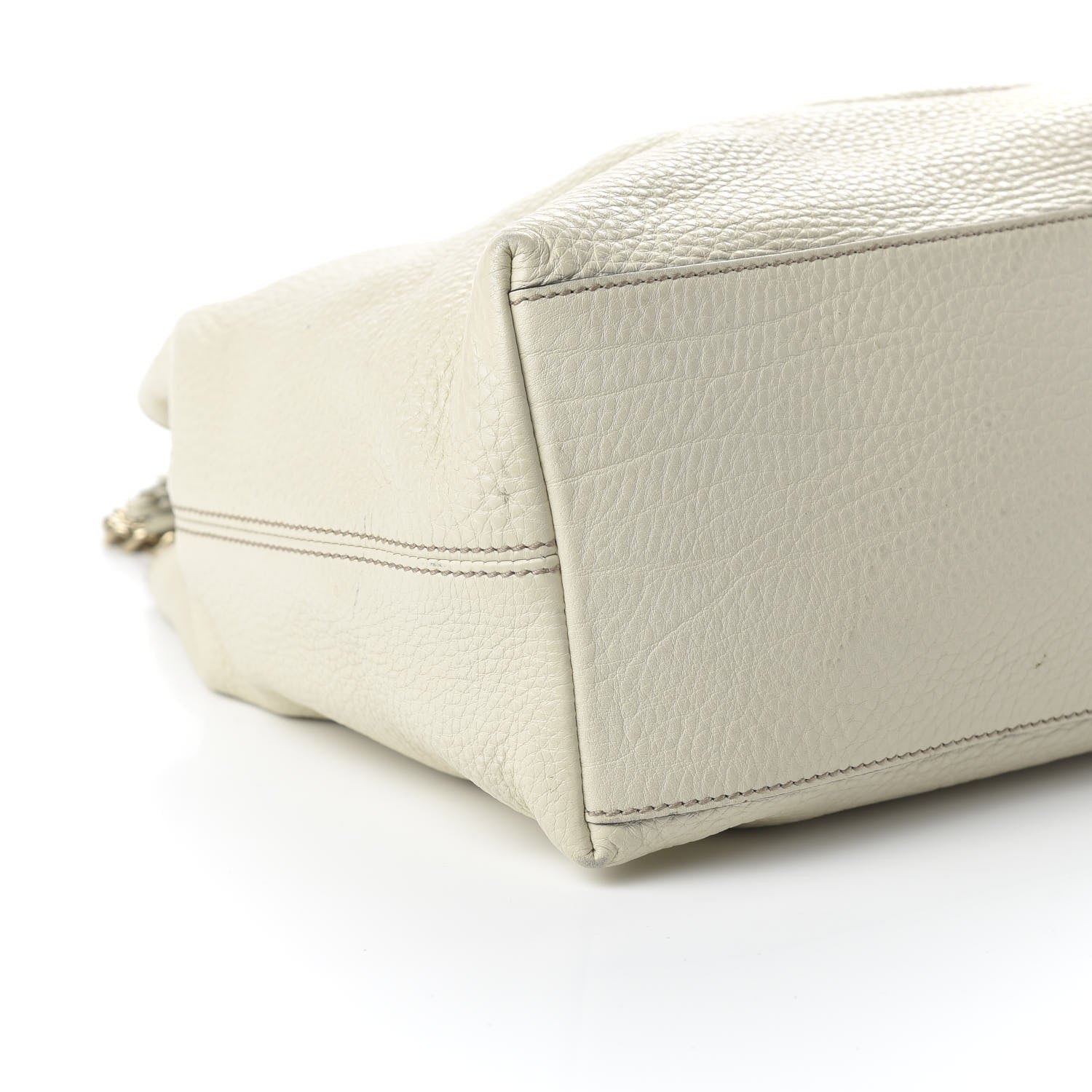 Gucci Pebbled Calfskin Medium Soho Chain Shoulder Bag Off White 6 of 10