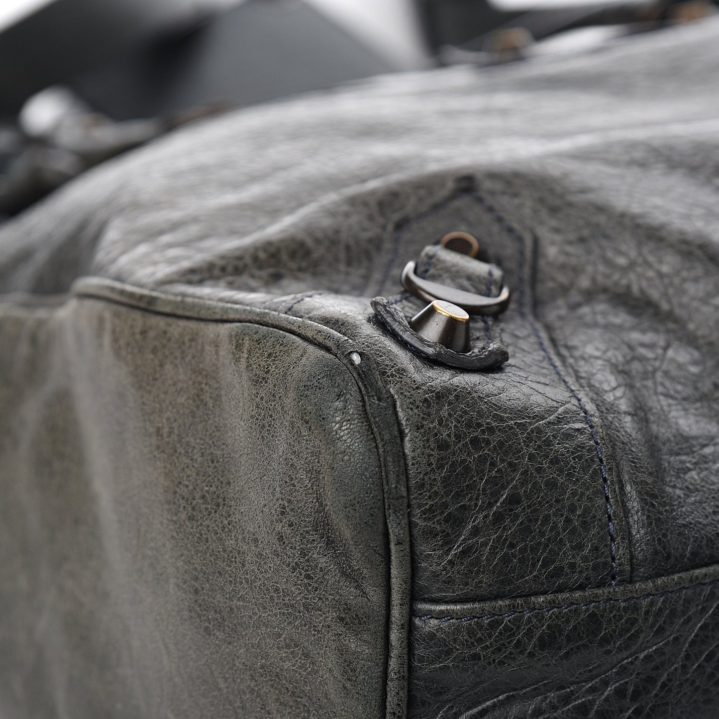 Agneau Classic Hardware Velo Anthracite