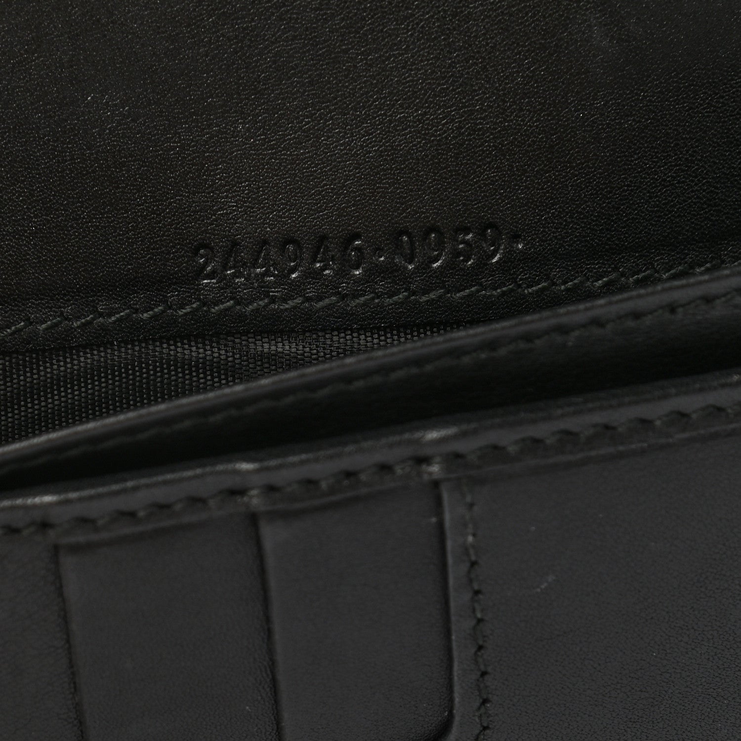Gucci Guccissima Metal Bar Continental Flap Wallet Black 7 of 7