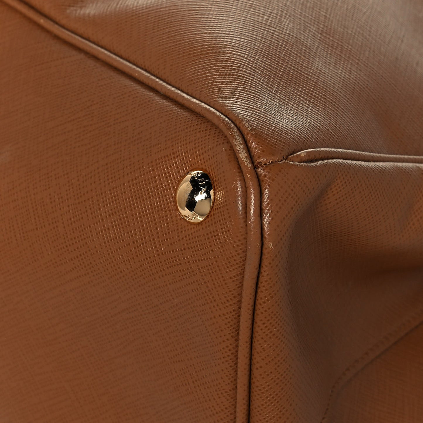 Saffiano Lux Extra Large Galleria Double Zip Tote Caramel