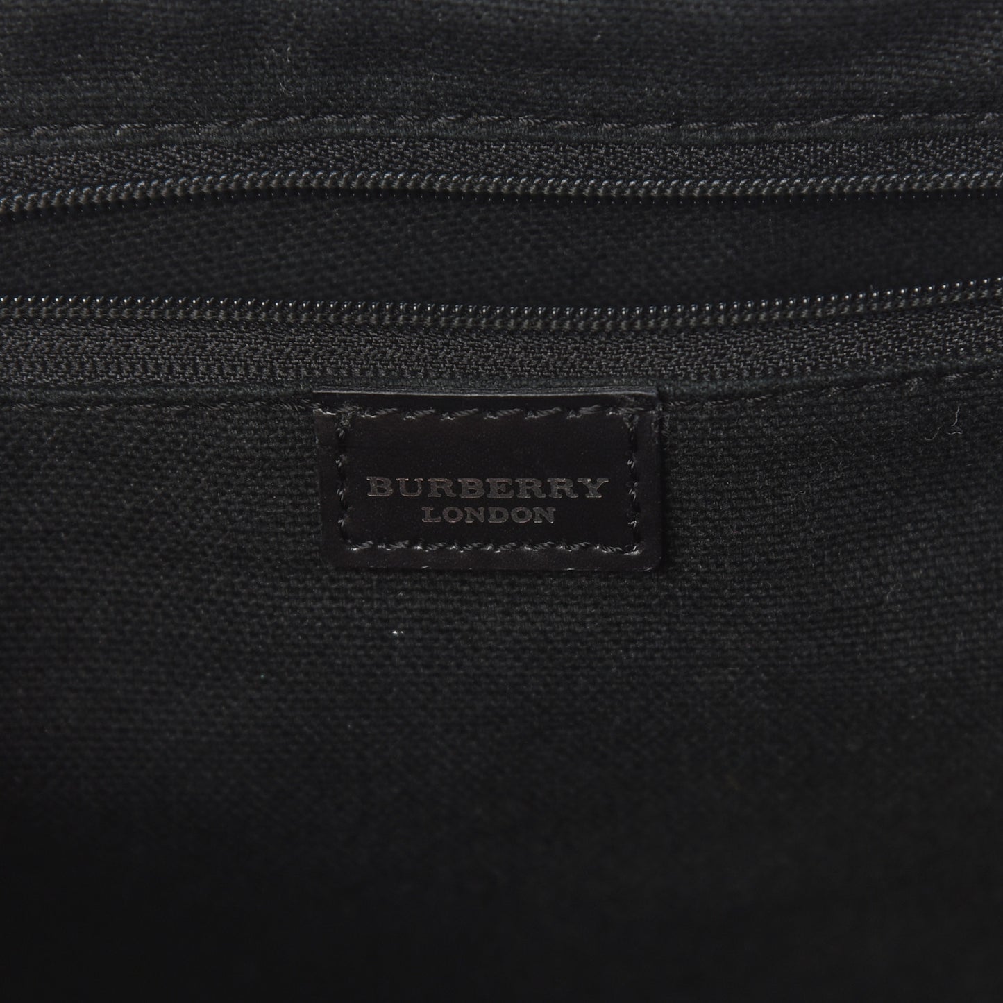 House Check Buckle Tote Black