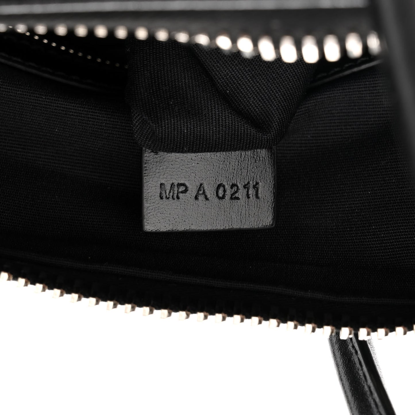Box Calfskin Medium Lock Antigona Black