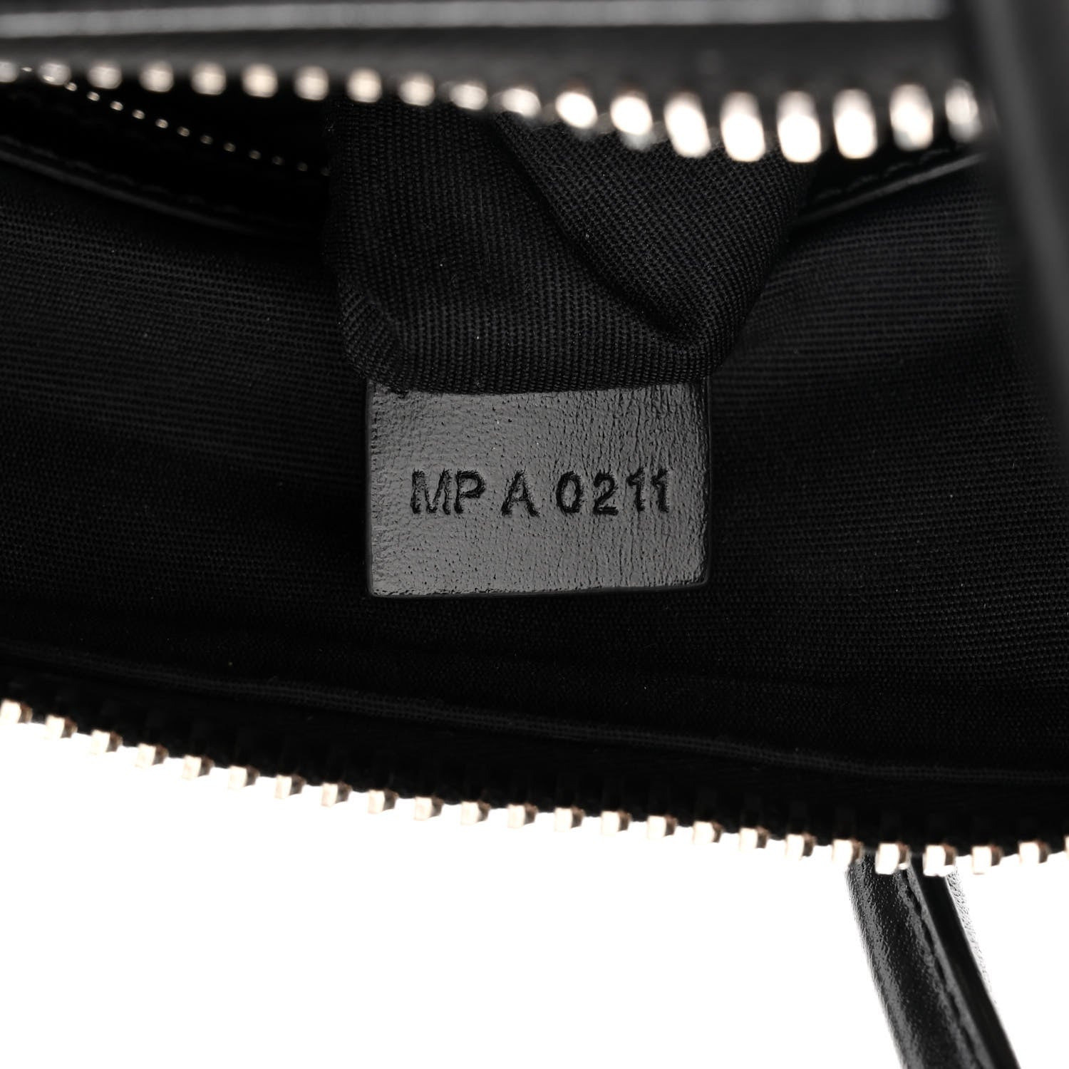 Givenchy Box Calfskin Medium Lock Antigona Black 7 of 11