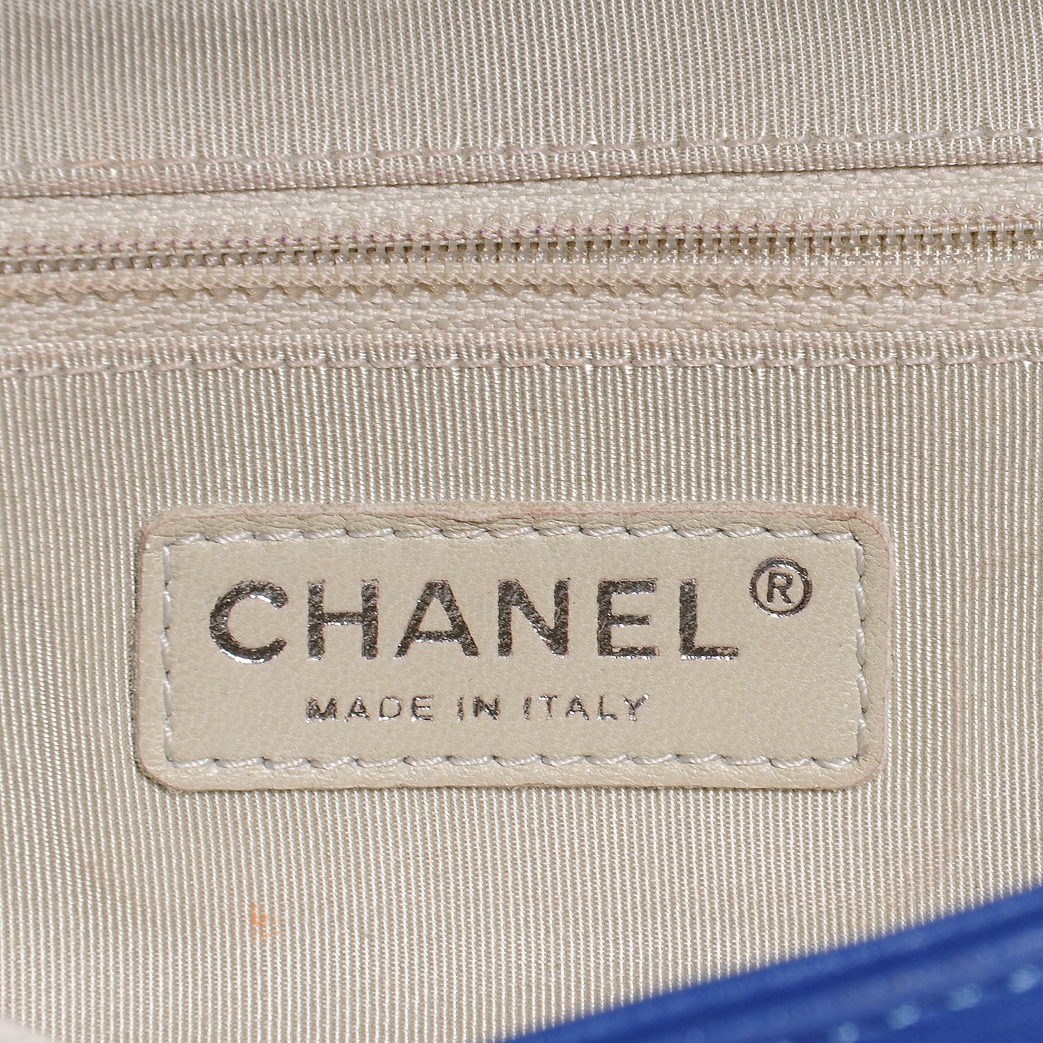 Chanel Washed Lambskin Chain Around Medium Messenger Blue 6 of 7