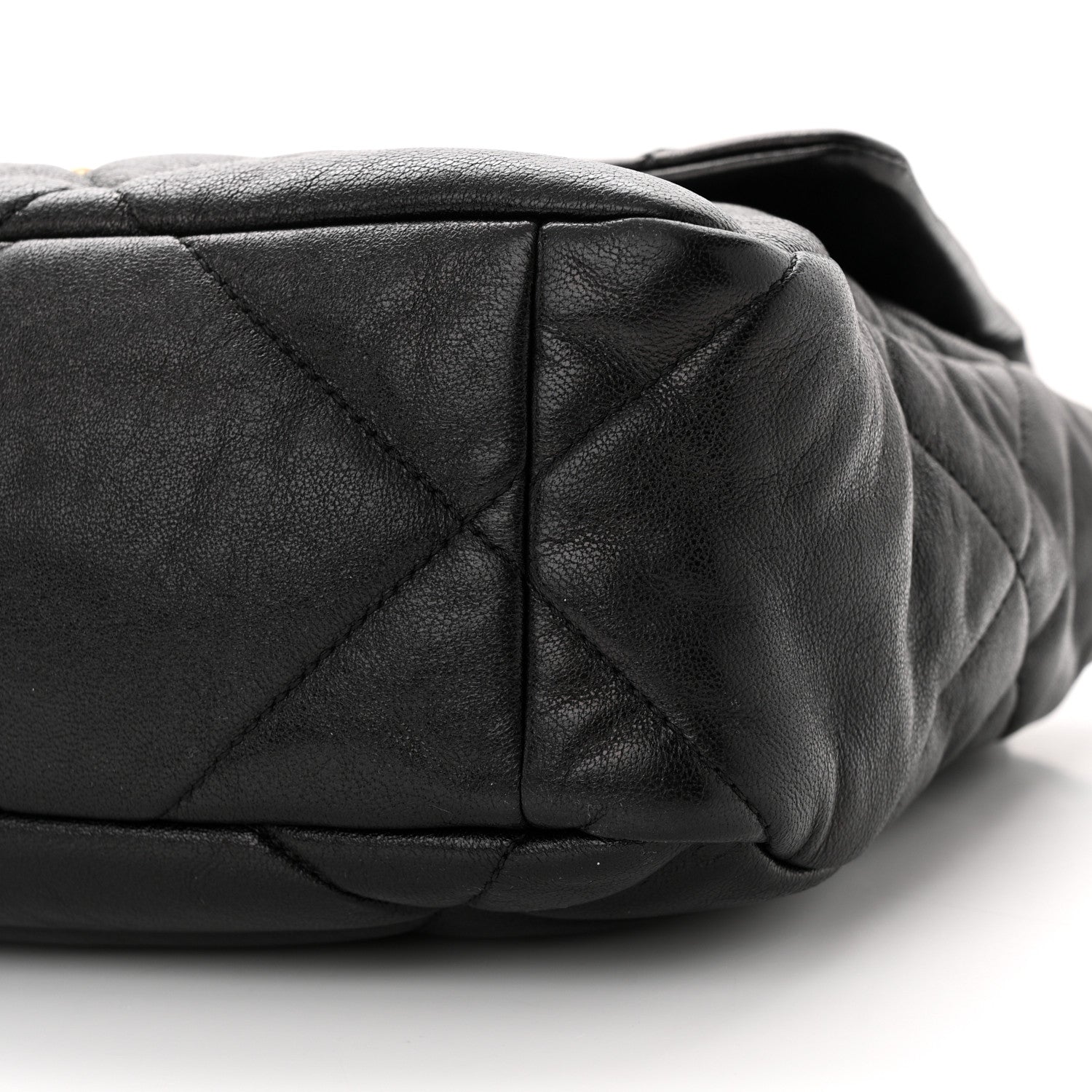 Chanel Shiny Goatskin Quilted Large Chanel 19 Flap Black 10 of 10