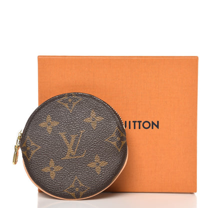Louis Vuitton Monogram Round Coin Purse 8 of 8