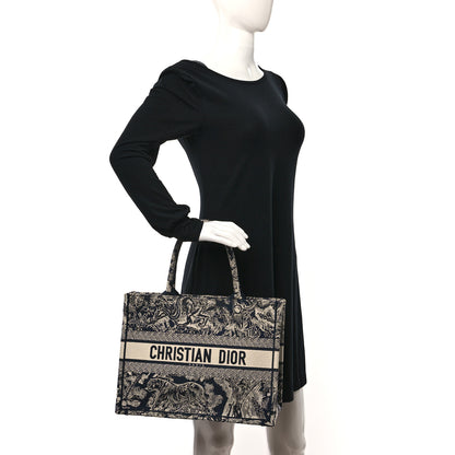 Christian Dior Canvas Embroidered Medium Dioriviera Toile De Jouy Reverse Book Tote Blue 2 of 9
