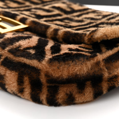 Fendi Shearling Vitello Dolce Macro FF 1974 Baguette Tobacco Black 9 of 9