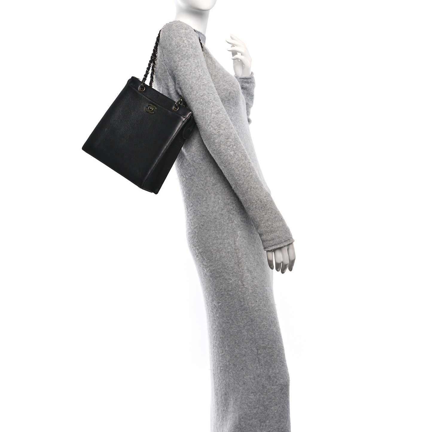 Caviar Shoulder Bag Black