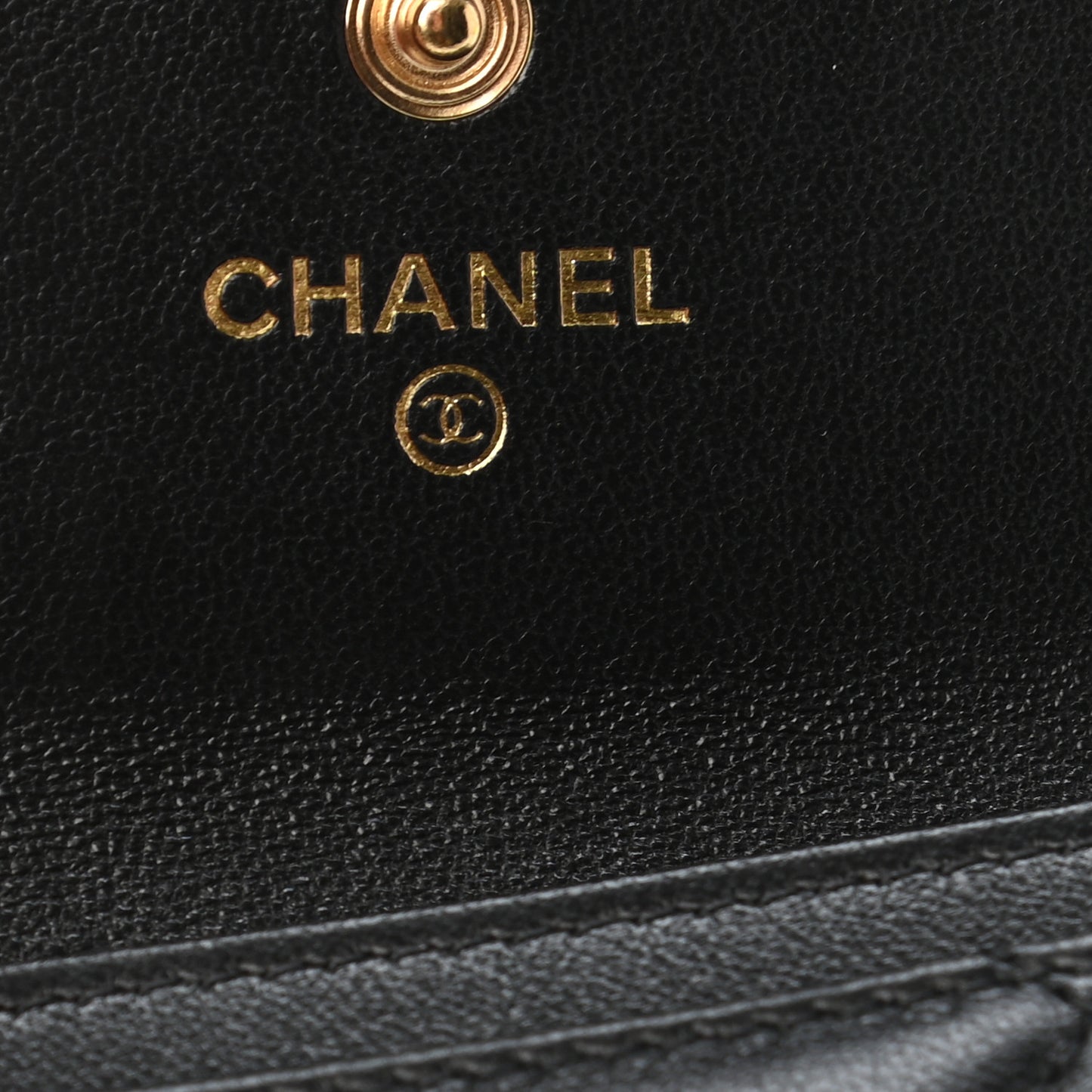 Lambskin Quilted Chanel 19 Flap Card Holder Black