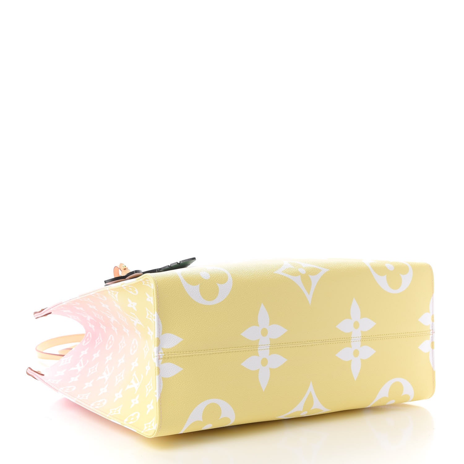 Louis Vuitton Monogram Giant By The Pool Onthego GM Light Pink 3 of 7