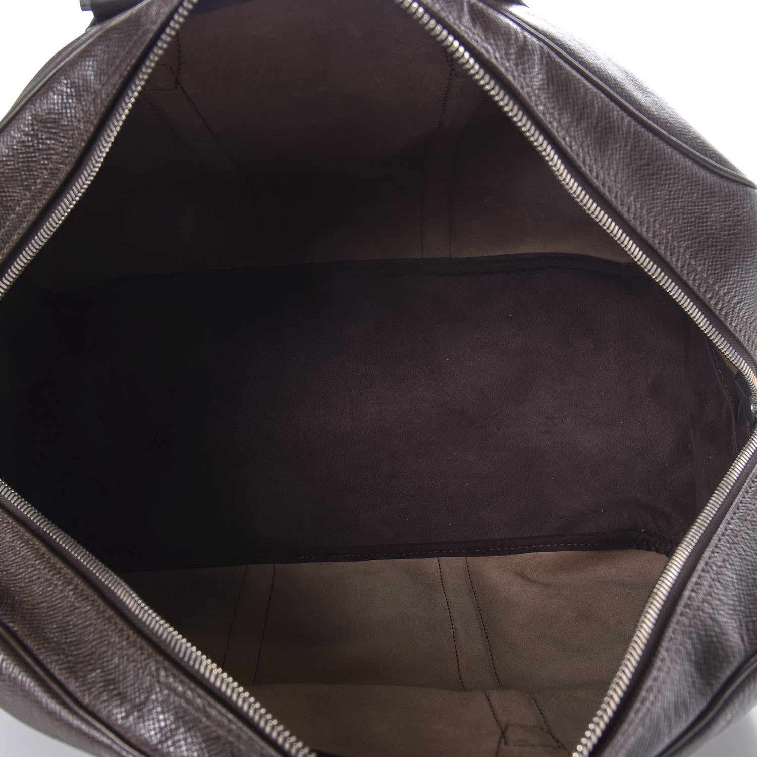 Louis Vuitton Taiga Kendall PM Grizzli 4 of 8