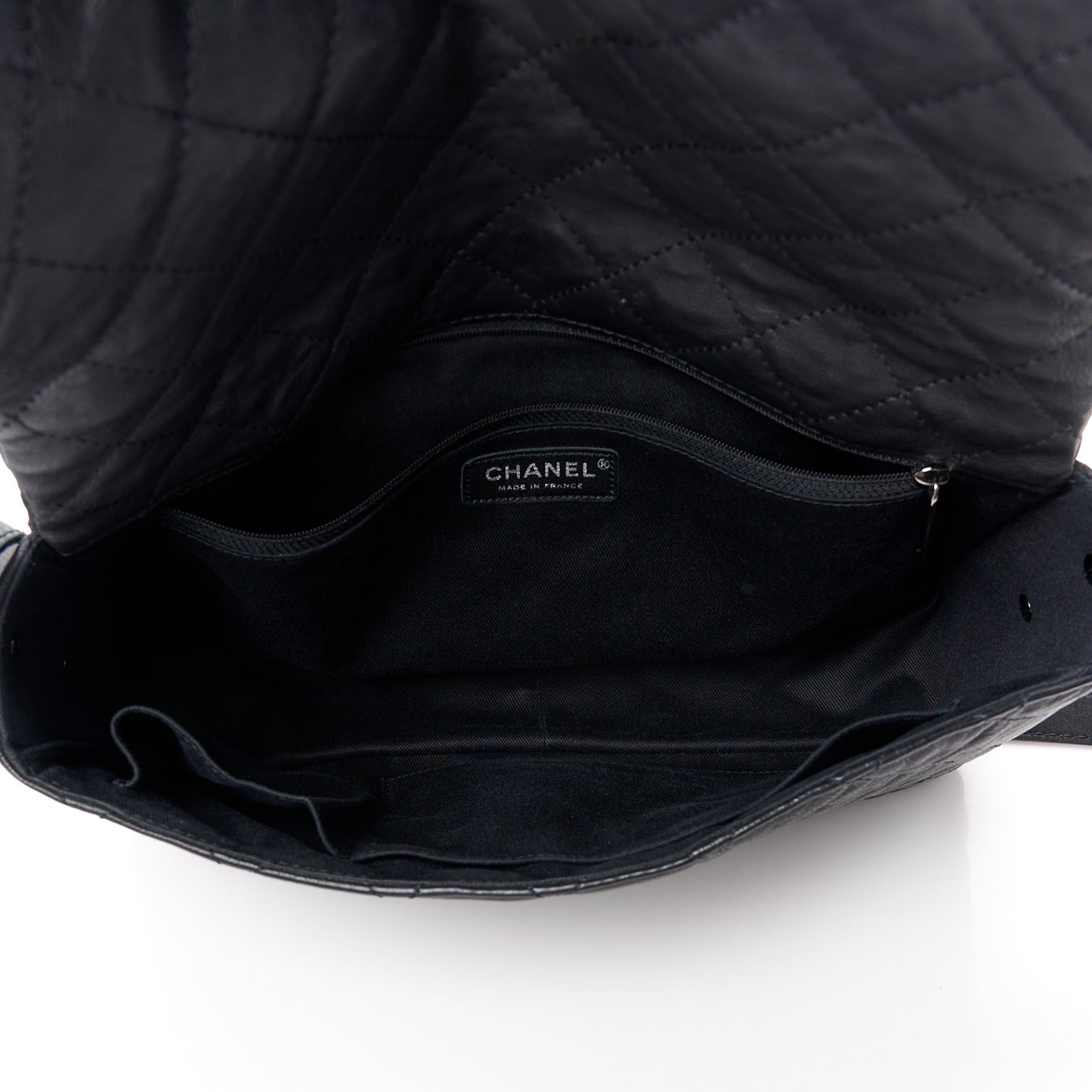 Calfskin Quilted Jumbo Easy Reissue Messenger Flap Black
