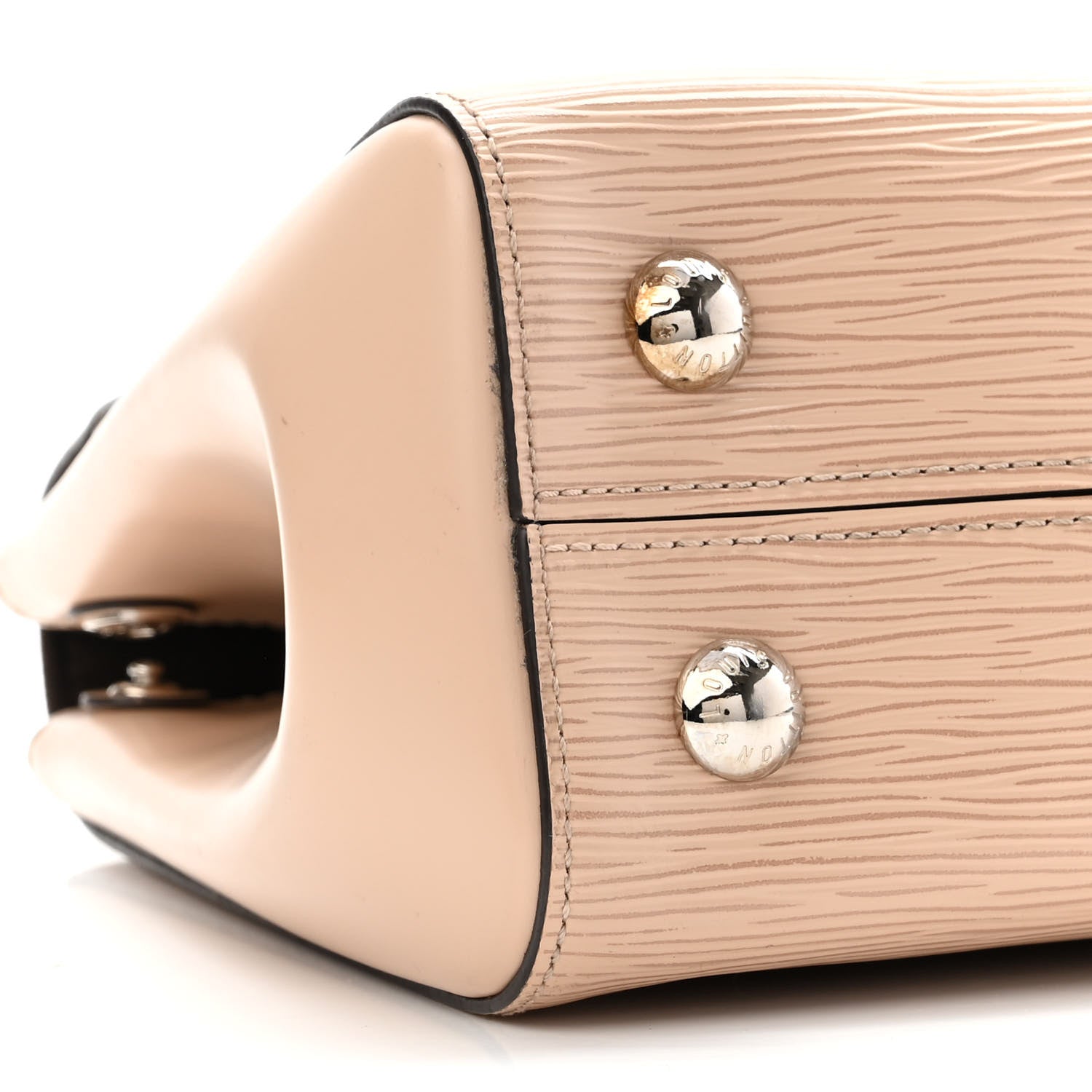 Louis Vuitton Epi Cluny MM Dune 8 of 9