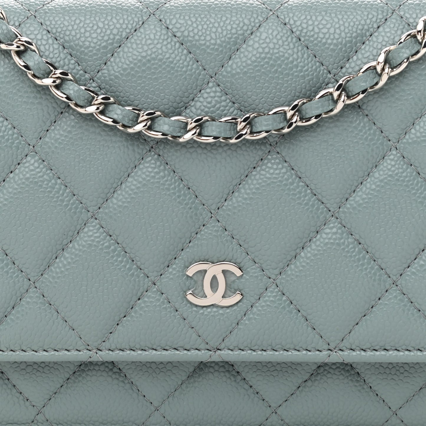 Caviar Quilted Wallet On Chain WOC Light Blue