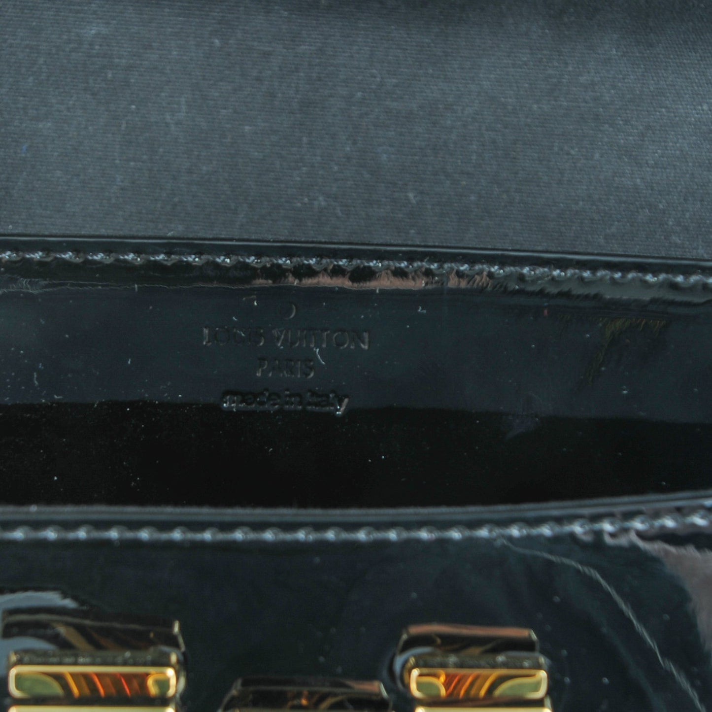 Patent Neo Sobe Louise EW Clutch Black