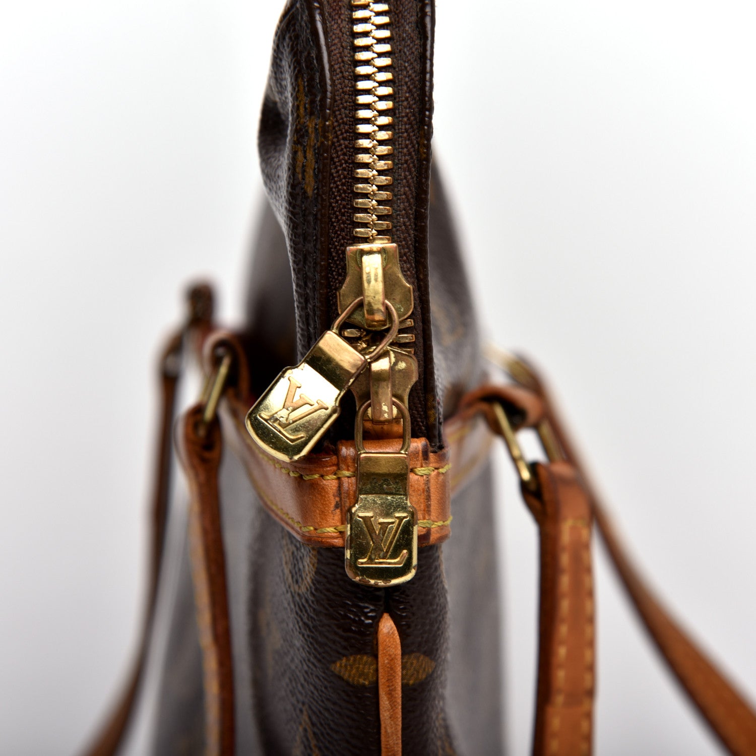 Louis Vuitton Monogram Sac Coussin GM 9 of 9