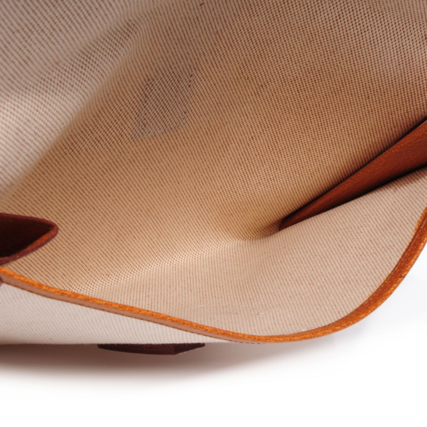 Peau Porc Toile Jige PM Clutch