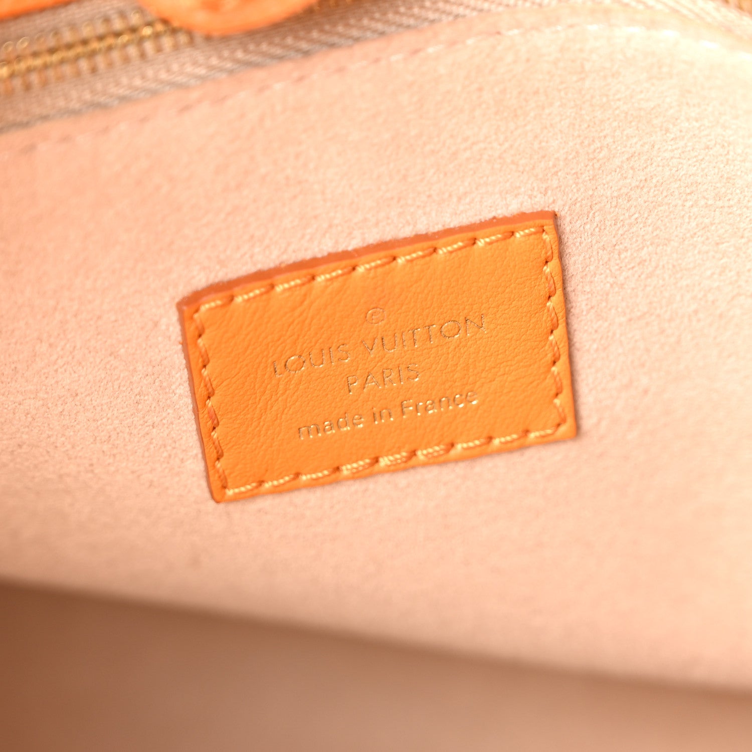 Louis Vuitton Mahina On My Side PM Summer Gold 6 of 9