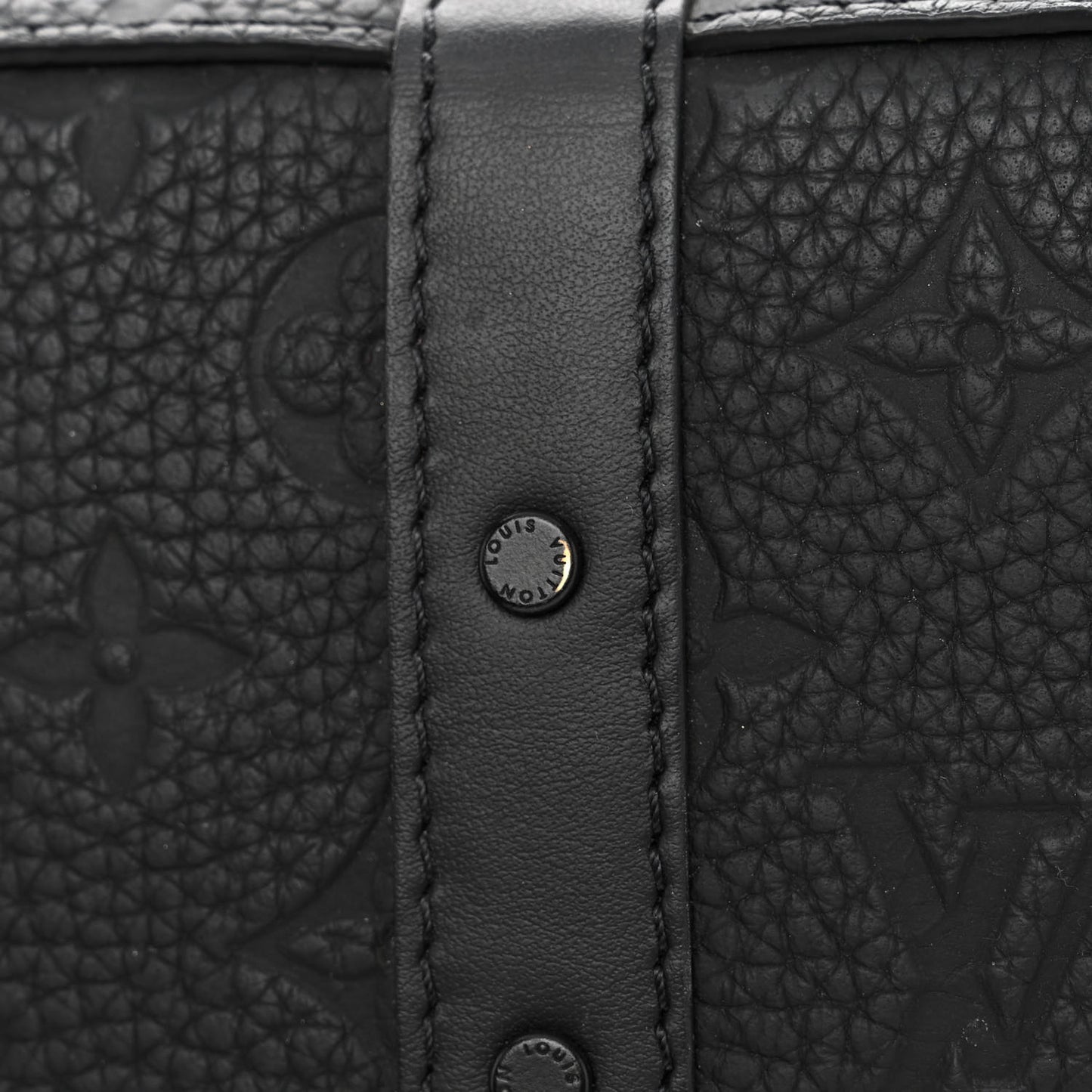 Taurillon Monogram Trunk Messenger Black