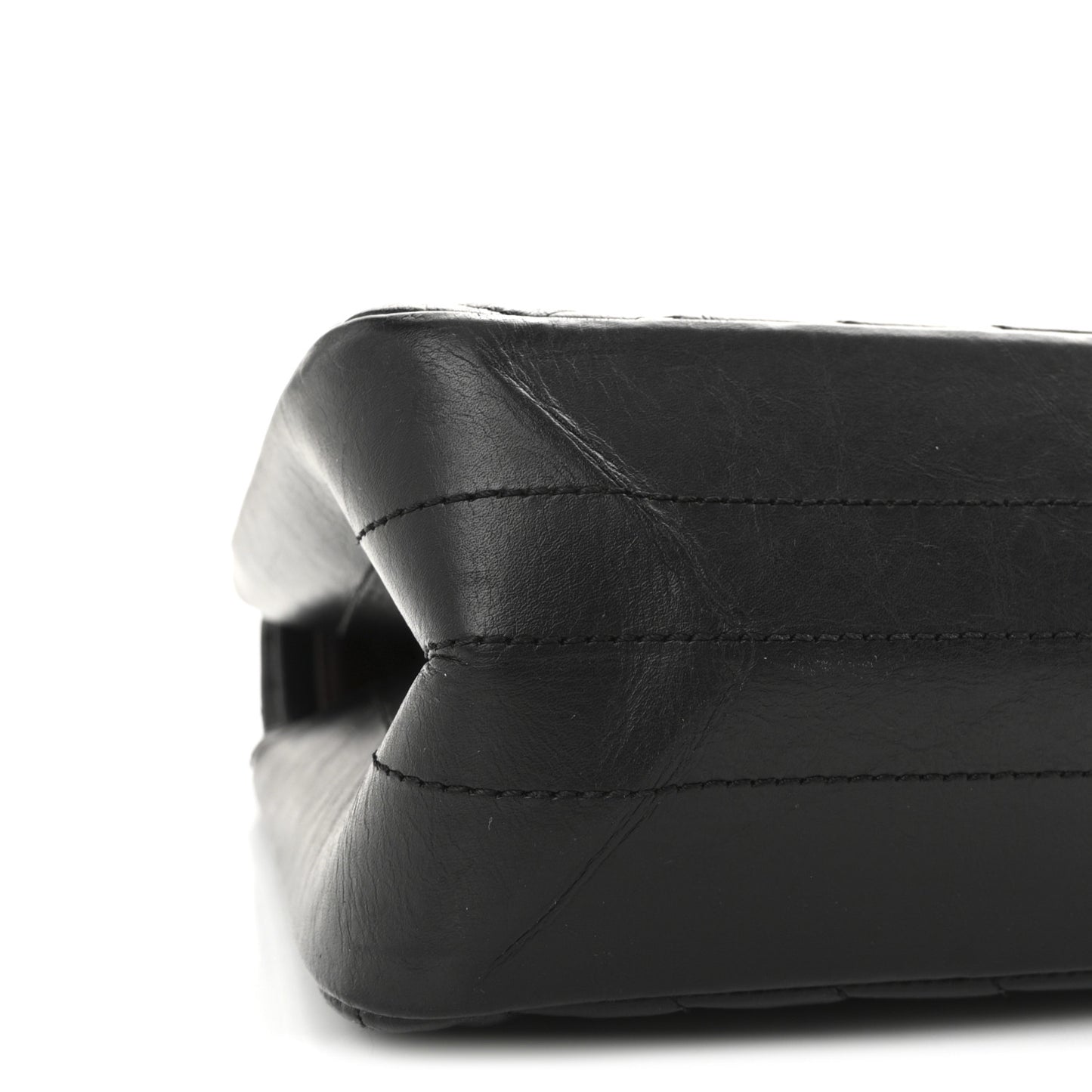 Aged Calfskin Chevron Quilted 2.55 Reissue 226 Flap Black