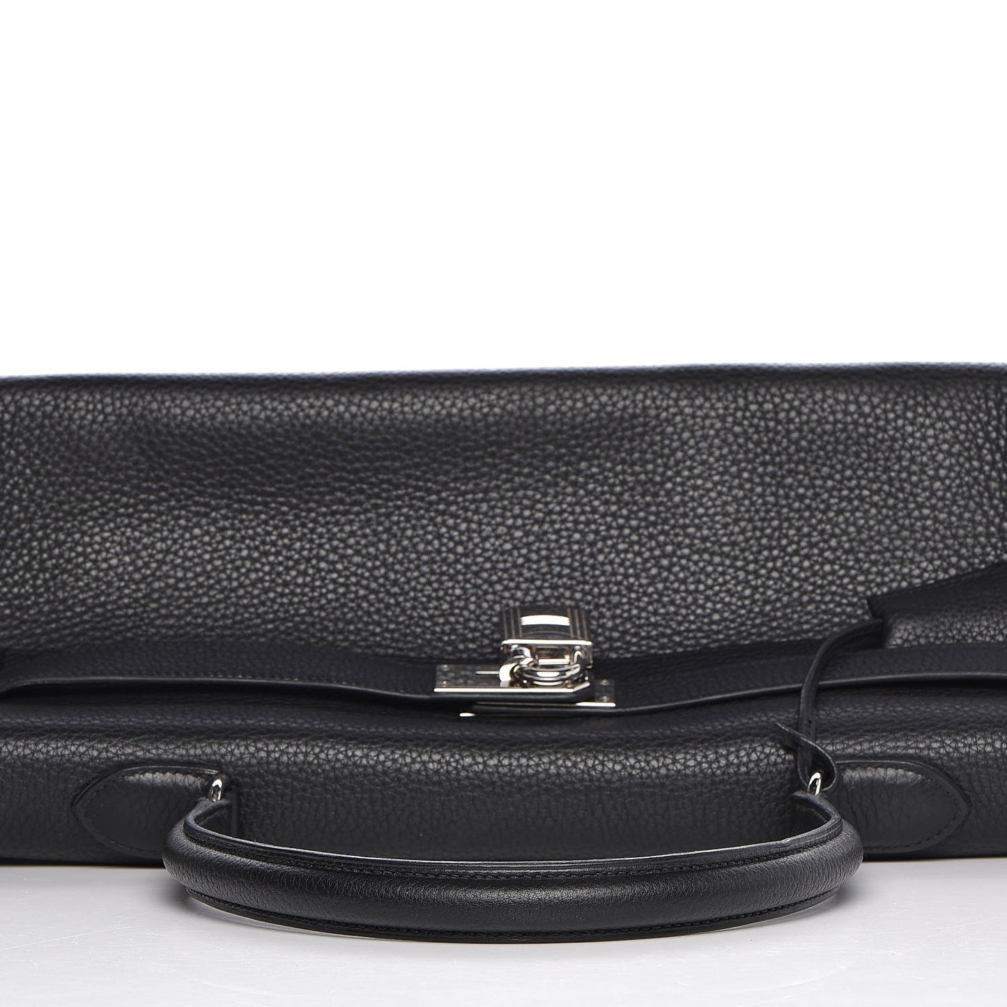 Taurillon Clemence Shoulder Kelly 40 Black