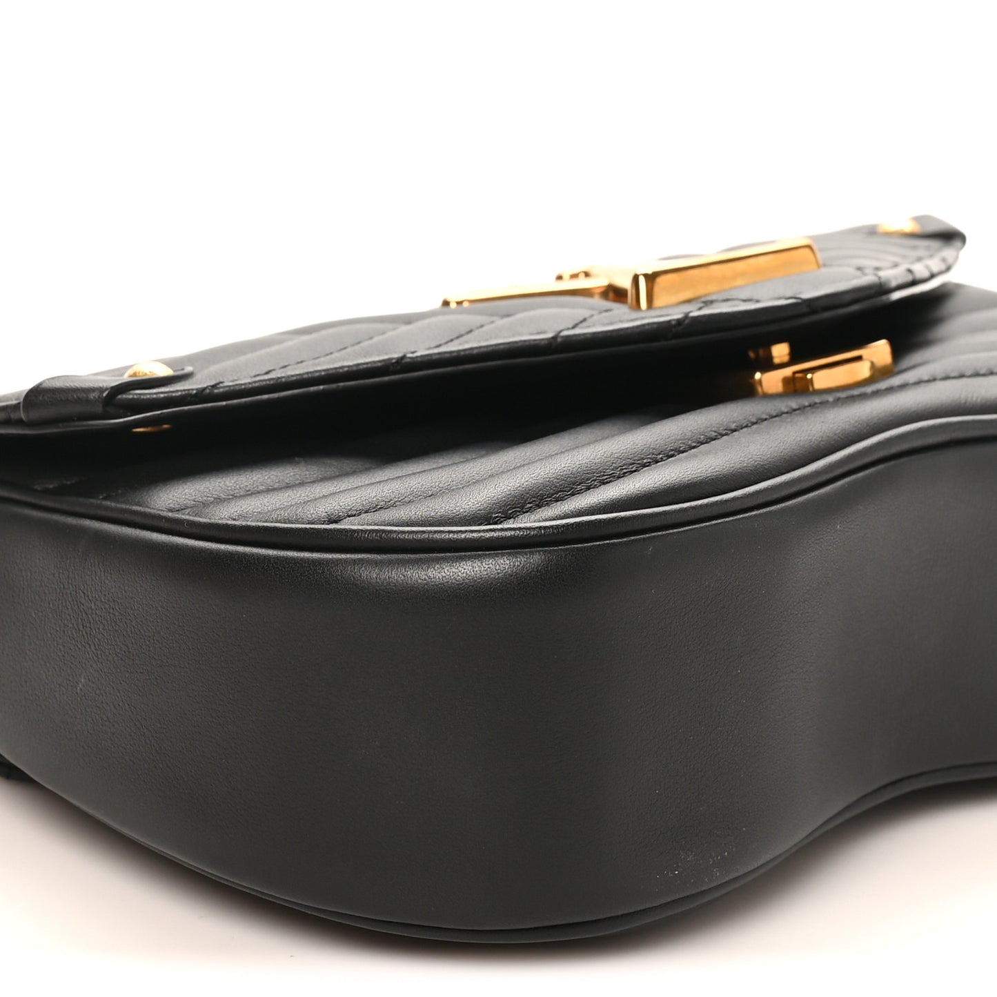 Calfskin New Wave Chain PM Black