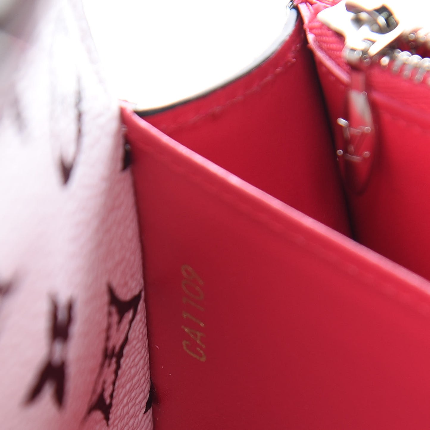 Patent Calfskin Monogram Cherrywood Chain Wallet Berlingot Pink