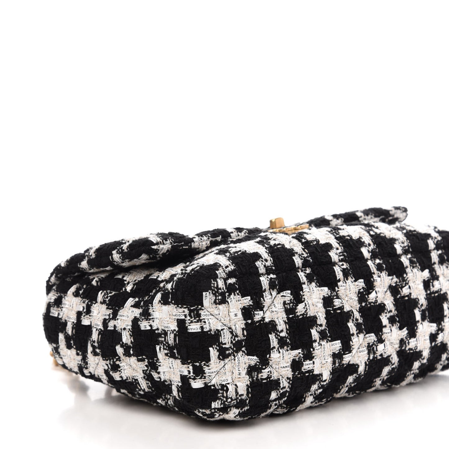 Tweed Quilted Large 19 Flap Black Ecru White