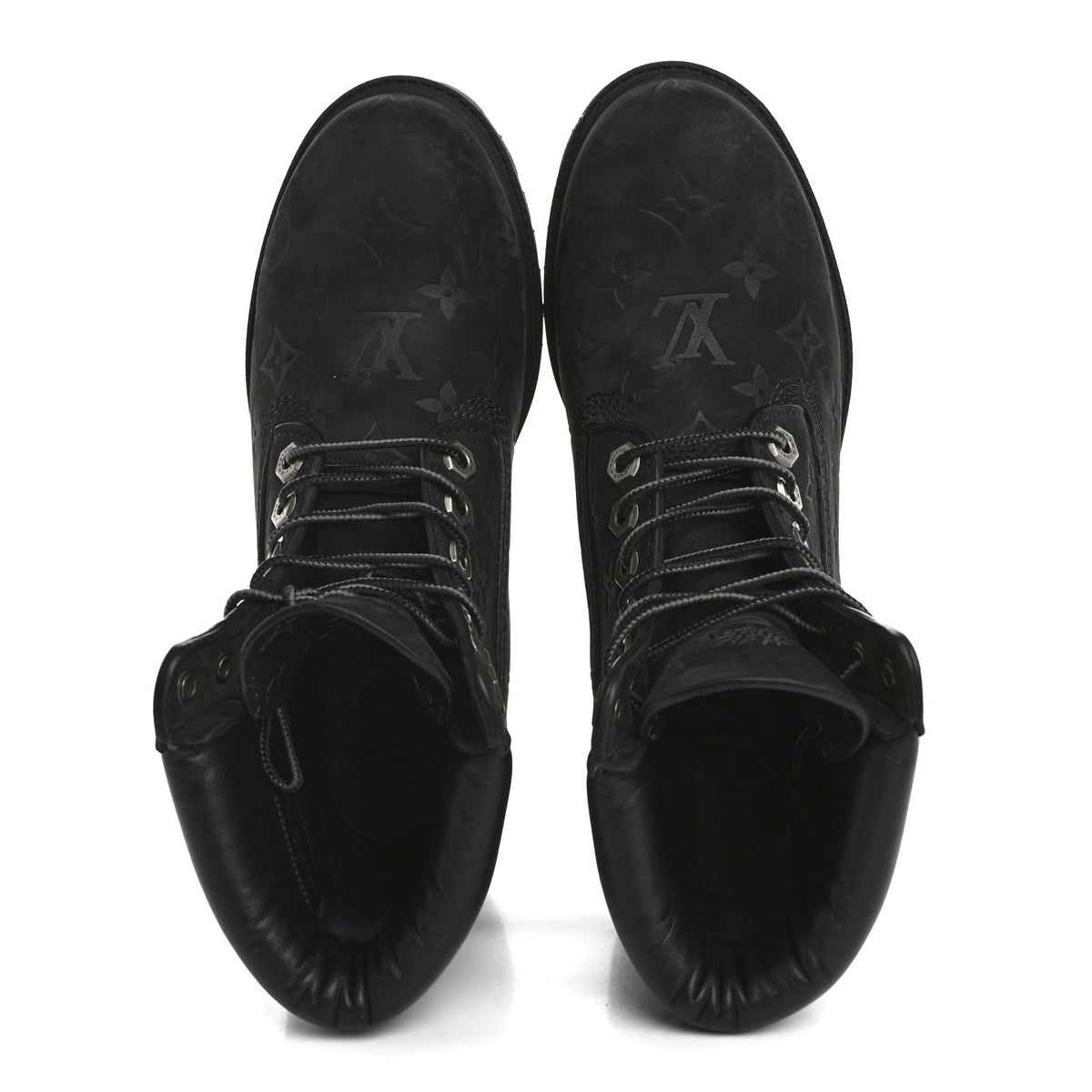 Louis Vuitton X Timberland Suede Calfskin Mens Ankle Boots 7  display picture 3