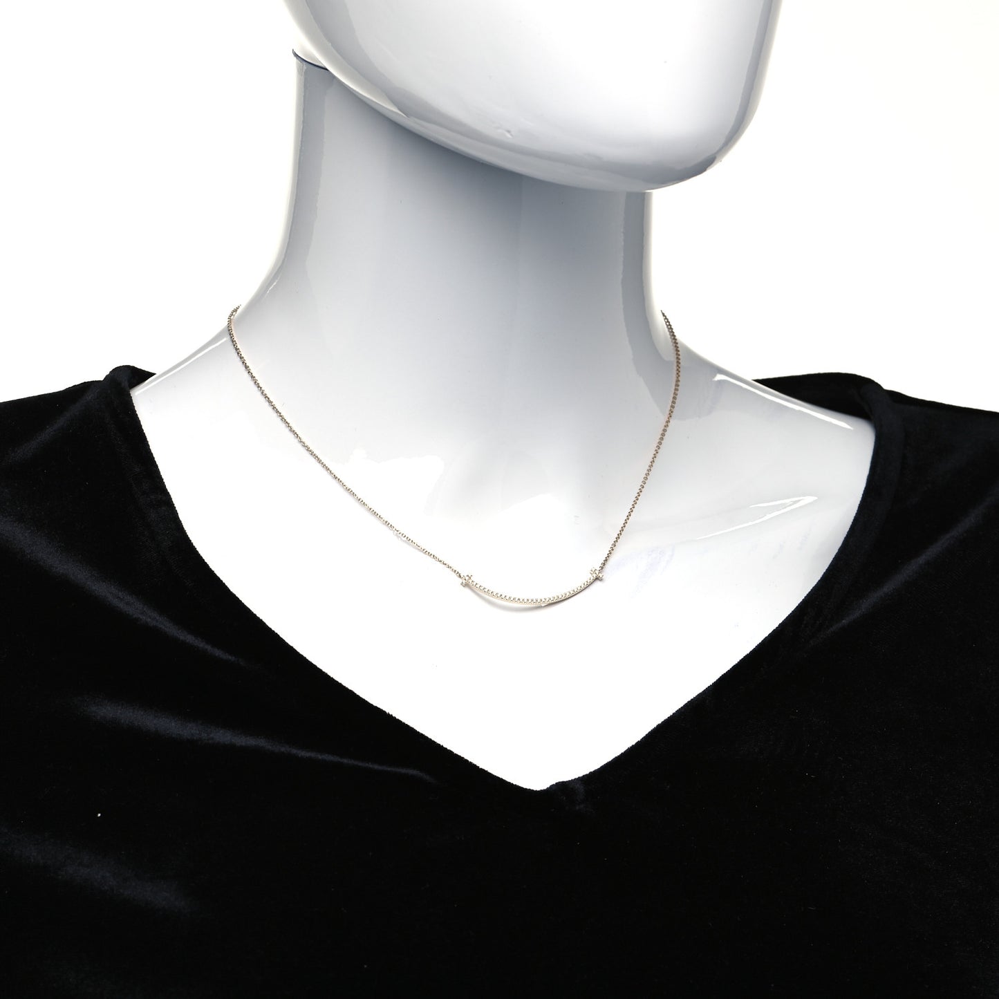 18K Yellow Gold Diamond Small T Smile Pendant Necklace