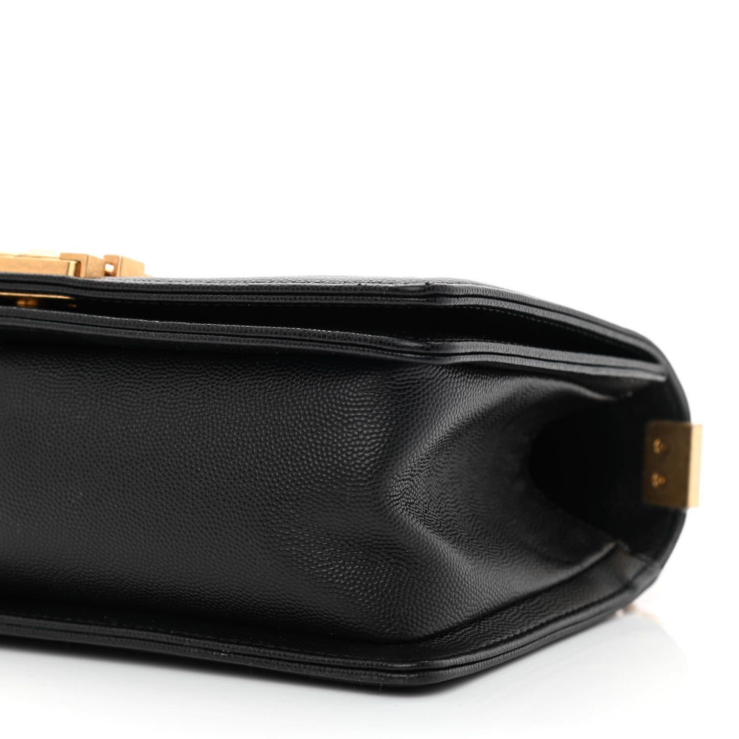 Caviar Quilted Medium Boy Flap Black