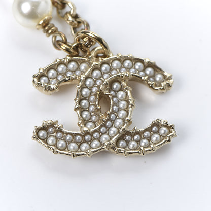 Chanel Pearl CC Camellia Express Bracelet Gold 3 of 5