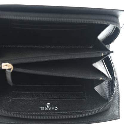 Chanel Patent CC Trousse Maquil Yen Wallet Black 5 of 10