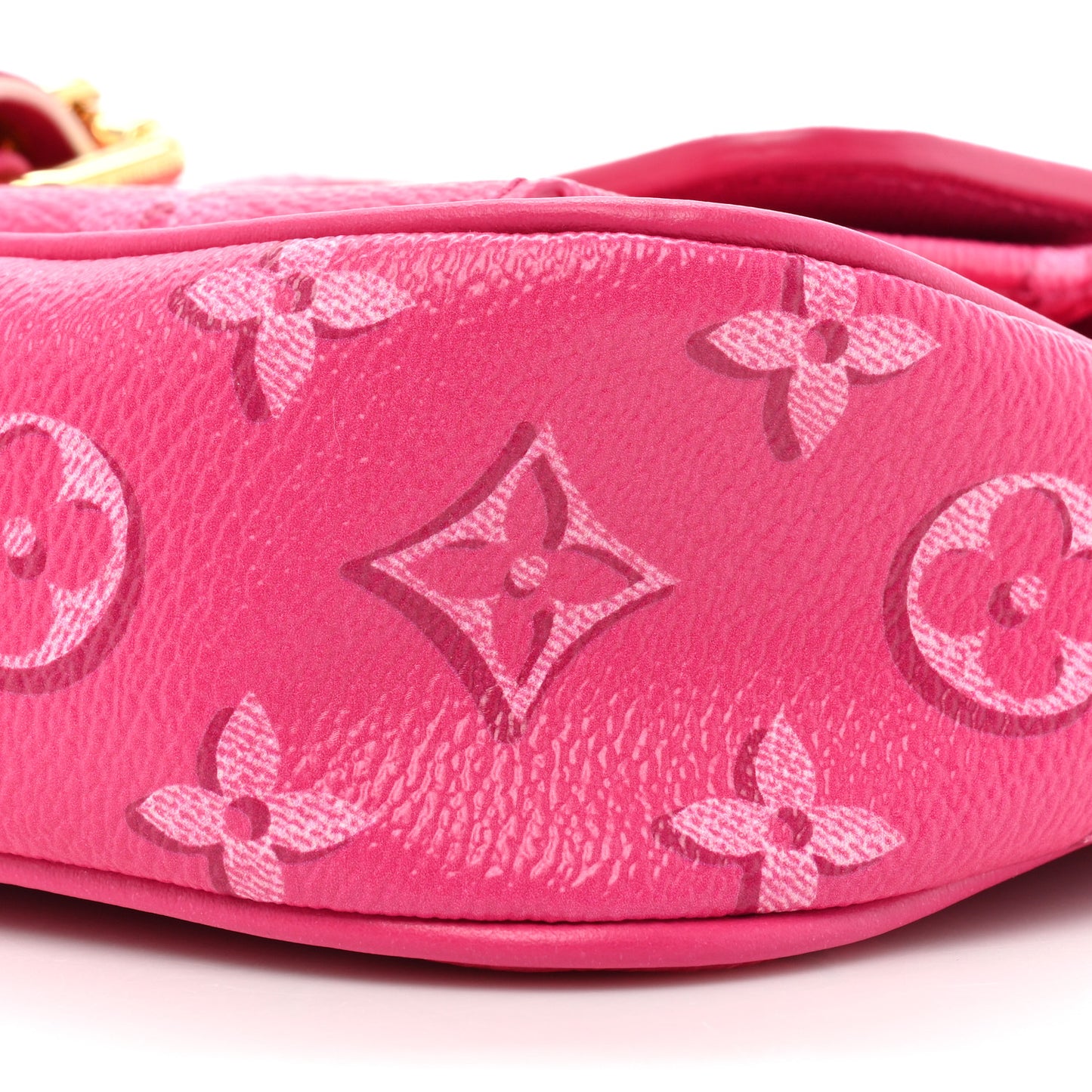 Monogram Fall For You Maxi Multi Pochette Accessories Fuchsia