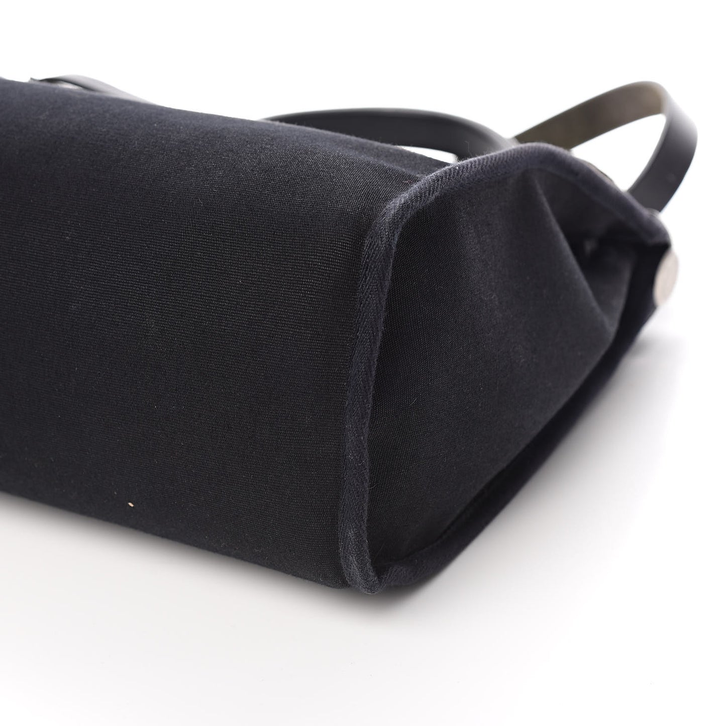 Toile Vache Calfskin Herbag 30 PM Black