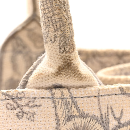 Christian Dior Canvas Embroidered Medium Dioriviera Toile De Jouy Book Tote Gray 14 of 17