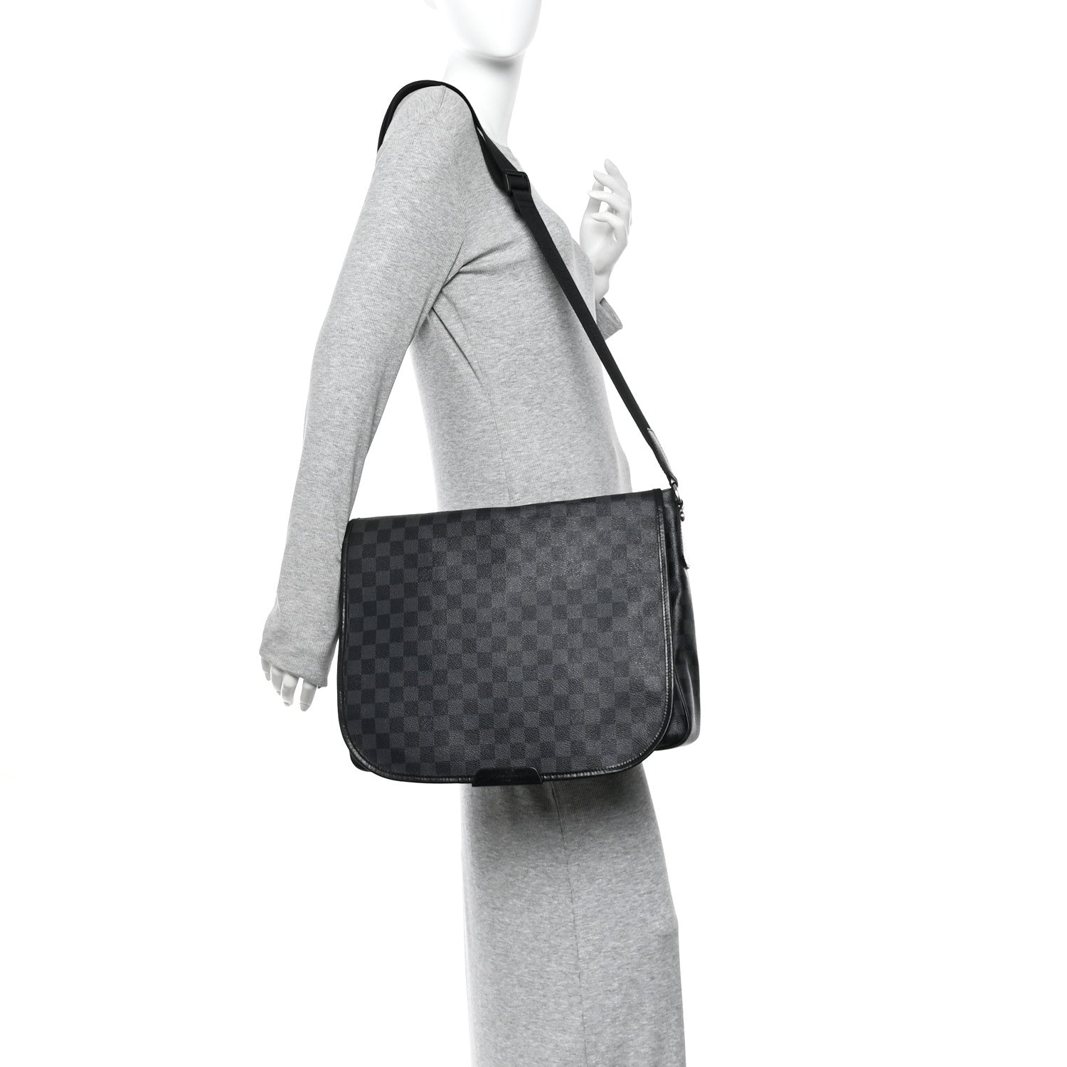 Louis Vuitton Damier Graphite Daniel MM 2 of 14